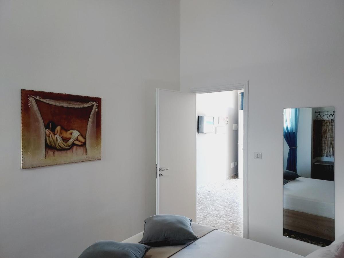 Villa Capitani Torre Canne Exterior photo
